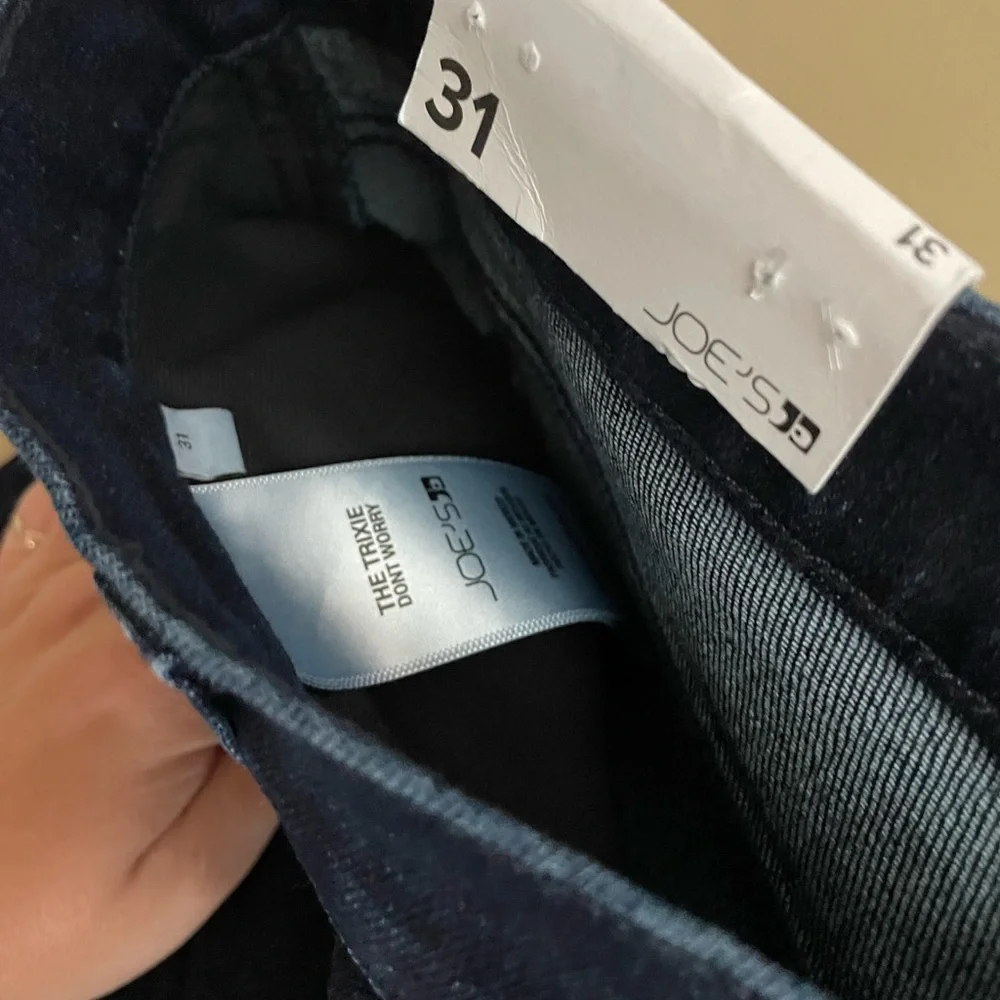 Joe's Jeans Dark Wide-Leg Denim - Picture 7 of 14